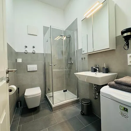 Moderne Inmitten Der Altstadt